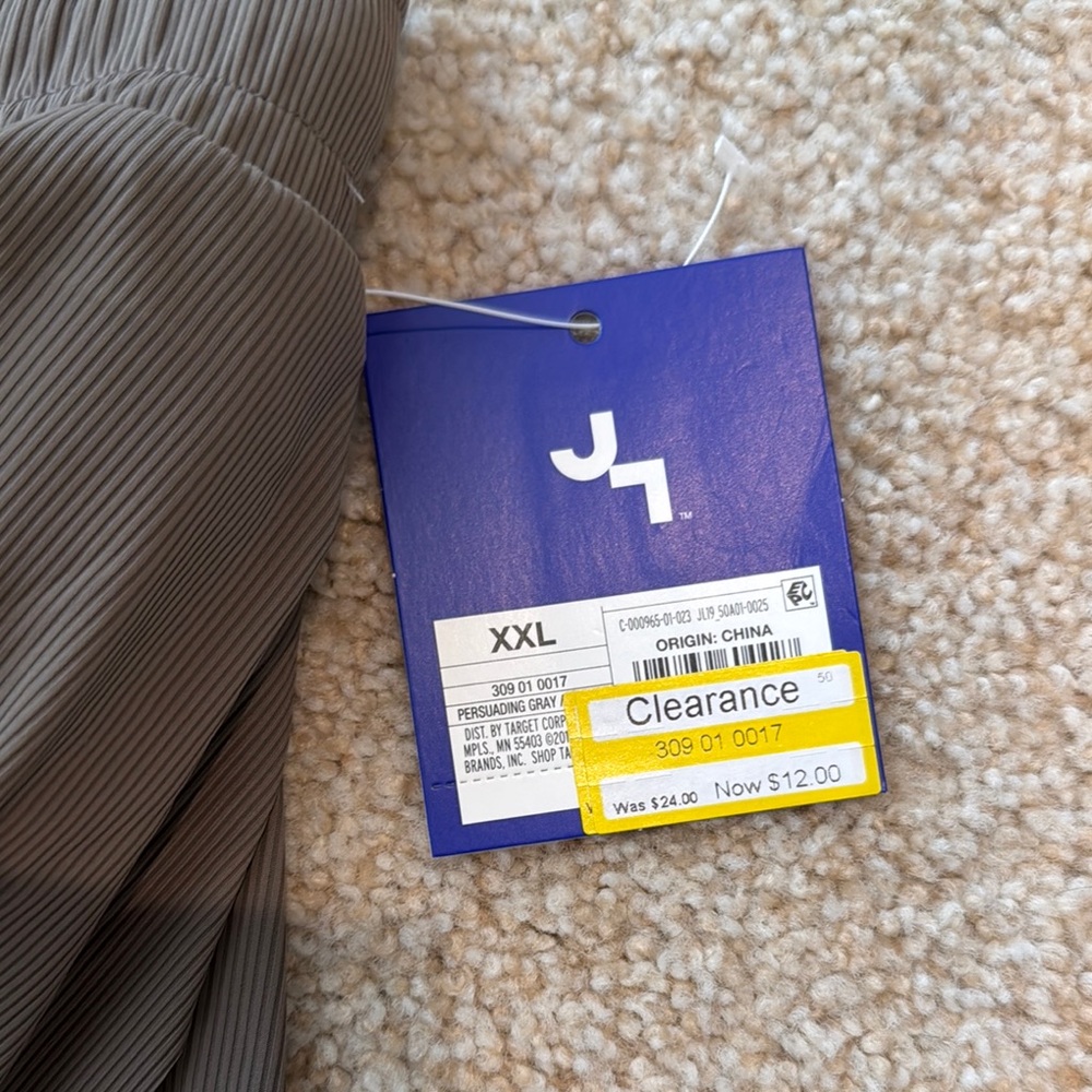 JoyLab Brown Athletic Shorts with Elastic Waistband - Picture 2 of 7